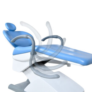 一张白色背景的现代牙科椅，椅面为蓝色，配有顶灯和牙科器械托盘。